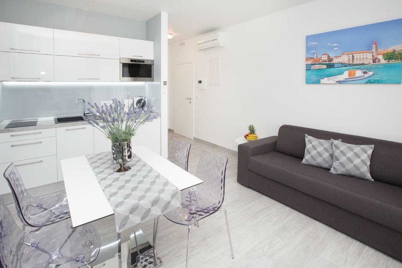 Villa Apartments Art 特罗吉尔 外观 照片