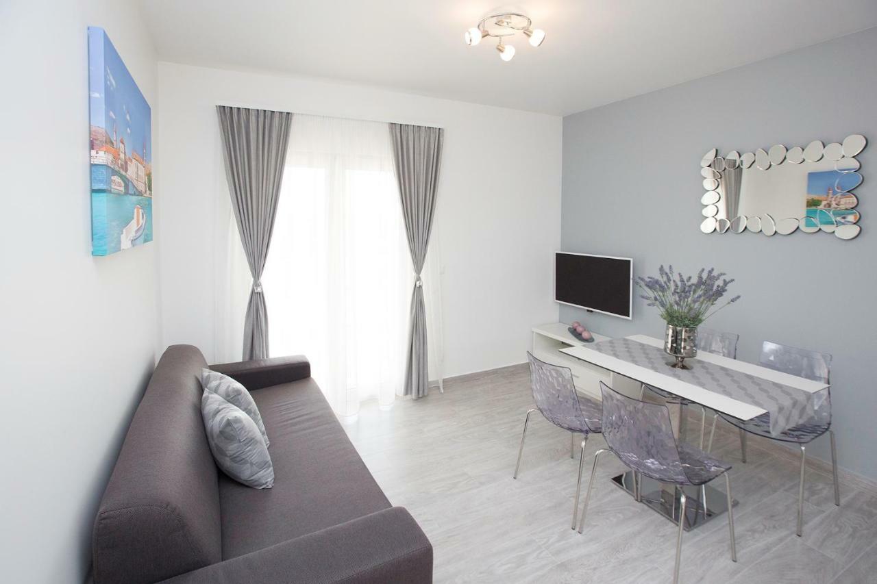 Villa Apartments Art 特罗吉尔 外观 照片